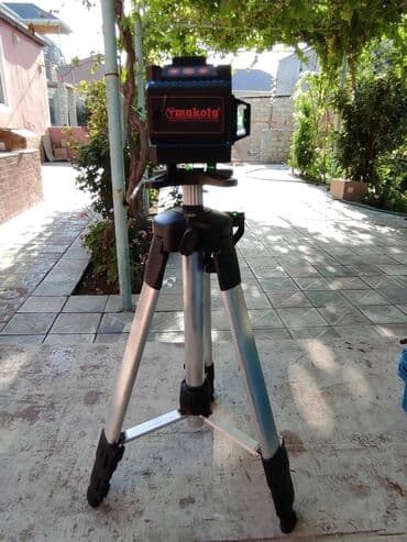 lazer səviyə ölçən: Lazer urvin Makita 3D 12Xett Göstermeyi mile mildi Təcili satılır — 3