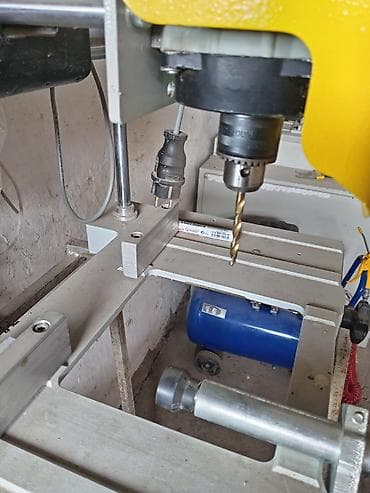 Bərkidici məhsullar: PVC pəncərə və qapı istehsalı üçün avadanlıqlar paketi Tərkib: - PVC — 4