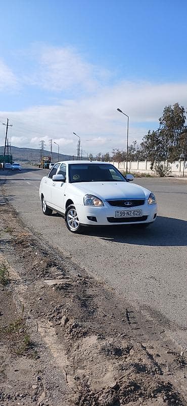 avto satis: VAZ (LADA) Priora: 1.6 l | 2018 il 181450 km Sedan — 7