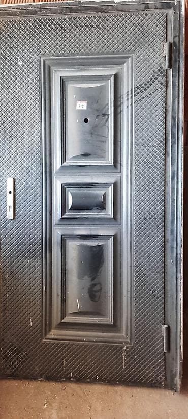 islemis qaplar: Col qapisi Yenidi sadece tozludu Qiymet 80 azn Unvan Yeni Gunesli — 1