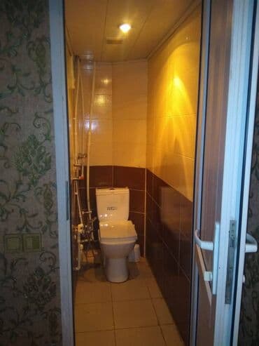 sumqayıtda 1 otaqlı evlərin qiyməti: Bakı, 3 otaqlı, Köhnə tikili, 80 kv. m — 15