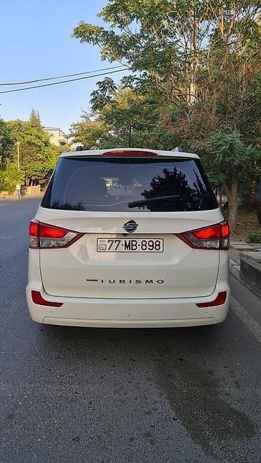 smart car: Ssangyong Korando Family: 2 l | 2015 il 217500 km Van/Minivan — 7