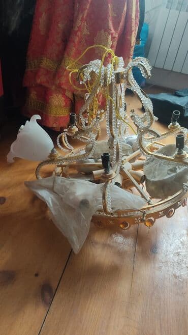 heyet ucun isiqlar: Çılçıraq, 3 lampa — 4