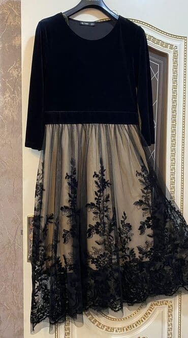 calvin klein euphoria qiymeti: Həm ziyafata həm gündəliyə yararlı paltar.Baha alınıb cəmi 2-3 dəfə — 1