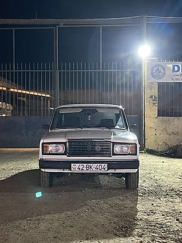 VAZ (LADA) 2107: 1.6 l | 2004 il 280000 km Sedan