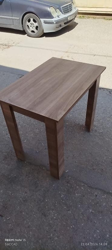 Metbex masasi satilir unvan Razin 30 azn⁵ olcu 60*90 sm catdirilma