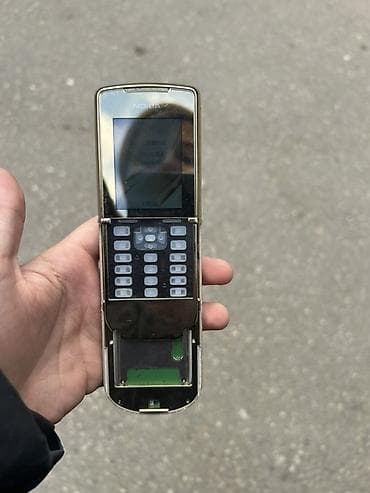 mini tozsoran: Nokia 8000 4G, < 2 GB Memory Capacity, rəng - Qara, İki sim kartlı — 2