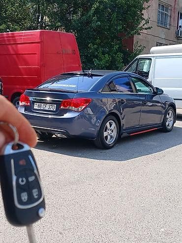 chevrolet cruze motor: Chevrolet Cruze: 1.6 l | Sedan — 2