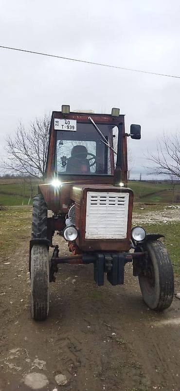 niva perdeler: Traktor MTZ tipli, kabinalı, arxa 3 nöqtəli asqı və qoşqu qarmağı ilə — 2