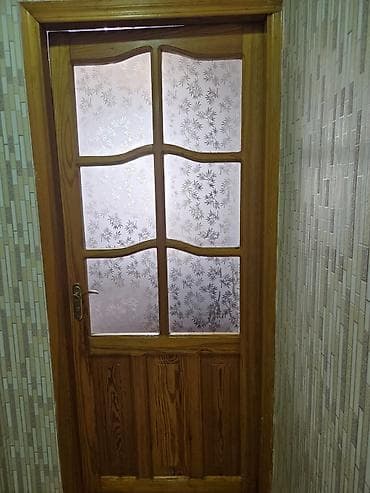 taxda qapi: Taxta qapı 6 ədəd 3 şüşəli 3 taxta Satılır bir yerdə 150₼ Ölçü — 3
