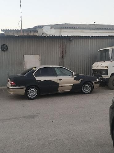 zapi satisi: Avtomobil: IKCO Samand (sedan) Xüsusiyyətlər: - Kuzov: 4 qapılı — 10