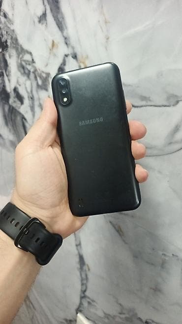 philips xenium 9@9s: Samsung Galaxy A01, 32 GB, rəng - Qara, Zəmanət, Sensor, İki sim kartlı — 1