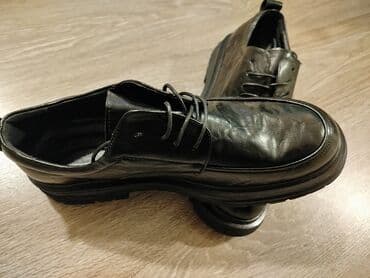 kişi üçün dəri çantalar: Məhsul: Yeni Kişi dəri ayaqqabısı - Rəng: Qara - Material: Parlaq — 3
