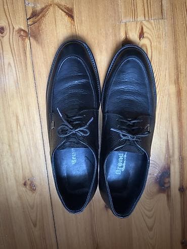 Kişi dəri klassik ayaqqabıları Rəng: qara - Üst material: təbii dəri