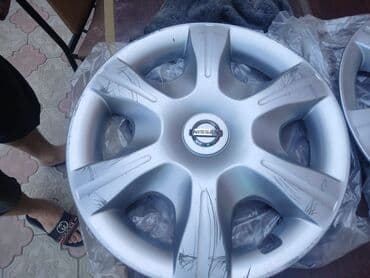 disk kalpaklari: İşlənmiş Kolpak Nissan R 15 — 3