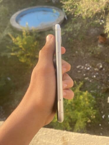 ayfon 11 qiymeti 2 ci el: IPhone 11, 64 GB, White Titanium — 5