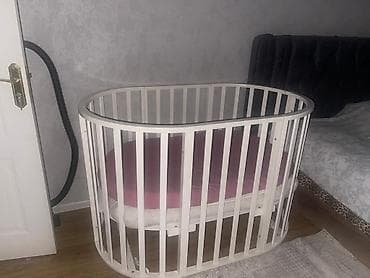 beşik: Bewik qiymeti 60man Tecili satilir yellenme funksiyasi var balaca — 2
