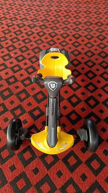 Uşaq üçün pedallı go-kart - 4 təkərli stabil konstruksiya, geniş ön — 4