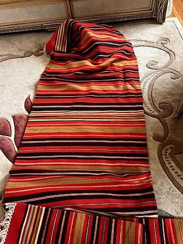 islenmis xalca aliram: Antik Qırmızı tonların üstünlük təşkil etdiyi zolaqlı xalça 2 ədəd — 2