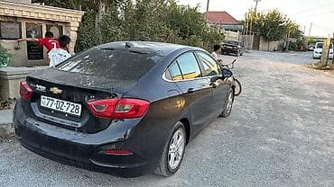 mersedes satilir: Chevrolet Cruze: 1.4 l | 2016 il 100000 km Sedan — 2
