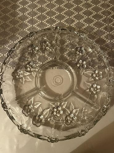 8 marta aid sekiller: Varenıya ucun olan ve çerez ucun olan ıkısı bırlıkde 11 azn — 1