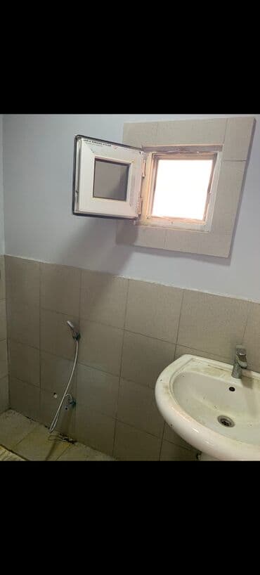 pirallahı əmlak: Kiralıq obyekt – müstəqil tikili - Sahə: təxminən kiçik ölçülü — 5