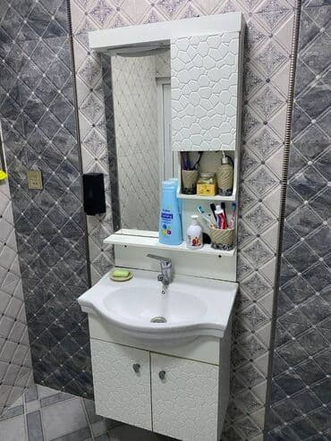 qarayev 4 otaqli kohne tikili: Bakı, 4 otaqlı, Köhnə tikili, m. Azadlıq Prospekti, 92 kv. m — 9