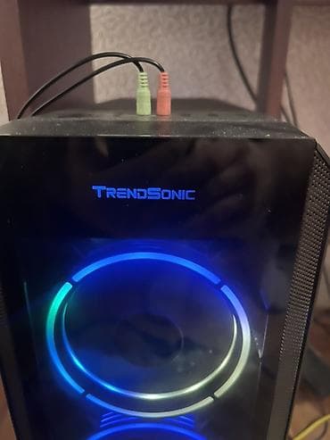 Мобильные телефоны и аксессуары: 2100 manata yığmışam. Təzə kimidir səyahətə görə istifadə etməmişəm — 3