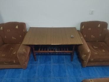 kresli: Qonaq otağı mebel dəsti Tərkibi: - 3 nəfərlik divan bagajlı açılan - — 3