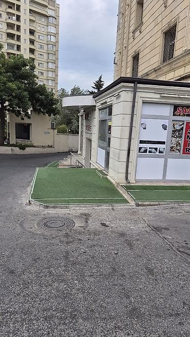 zabrat ev: Nizami Metrosuna 7_8 deqiqeliy mesafede Merkezi parkin yaxinliginda 1 — 3