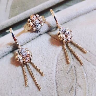 italyan qizili: Dəstə daxildir: Boyunbağı, Kulon, Sep, Pandora, Sarı qızıl, 585 Əyar, 13900 g — 4