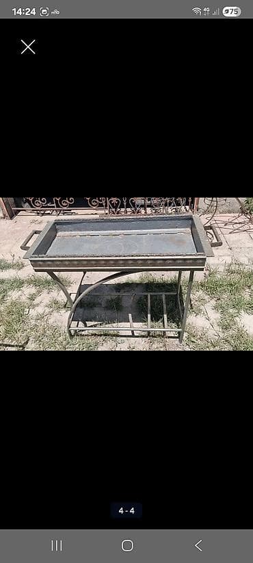 sisler: Metall manqal– dekorativ naxışlı, dayaqlı model. - Material: qalın — 4