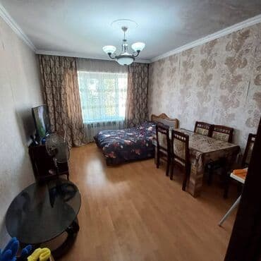 məhlə evi: Bakı, Bakıxanov qəs., 3 otaqlı, Köhnə tikili, 80 kv. m — 1