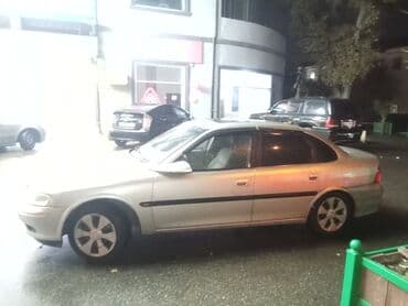 opel ascona: Opel Vectra: 1.8 l | 1997 il 337000 km Sedan — 6