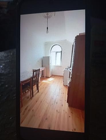 studio menziller: İcarəyə verilir: işıqlı 3 otaqlı mənzil Bu ev xırdalandadi parka 5 dk — 4