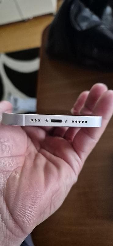 Powerbanklar: IPhone 13, 128 GB, Rose Gold, Simsiz şarj — 3