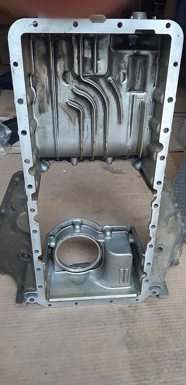 mercedes e 230: BMW Mmühərrik karteri.
N62B44A — 2