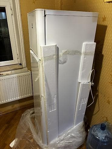 pec satilir: 2 qapılı Indesit Soyuducu Satılır, rəng - Ağ — 4