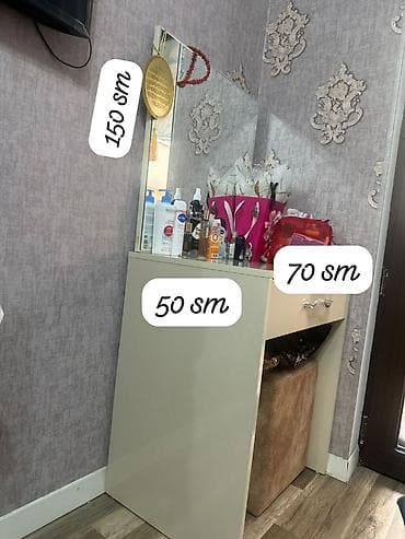 kasdum sekilleri: Güzgülü Trümo. Ünvan: İnşaatçılar metrosuna yaxın. Ölçülər şəkildə — 5