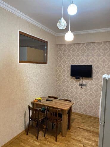 ilkin ödənişi 10000 olan evlər: 1 otaqlı, Yeni tikili, 35 kv. m — 3