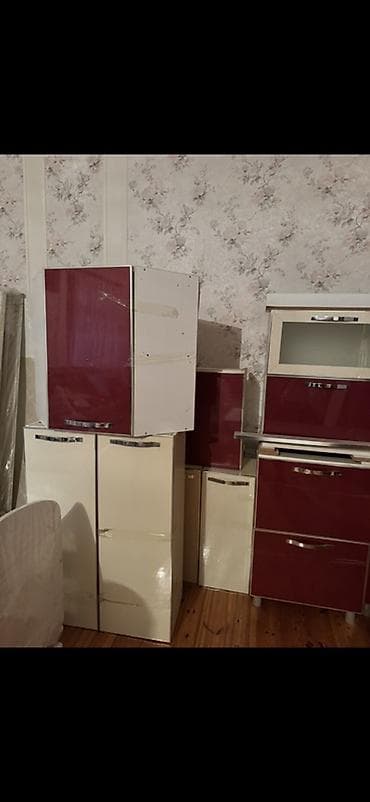 Mətbəx mebel dəsti L şəkilli, Üst hissə mərmərdir. Sadəcə sökülü — 3