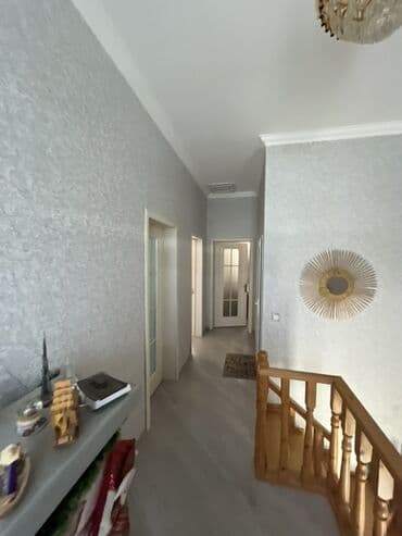 Mənzillər: 5 otaqlı, 150 kv. m, Yeni təmirli — 5