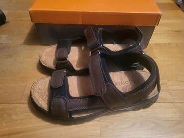 kişi üçün yun şap şaplar: Trendyoldan alinib 42 olcudu yumsaq yungun ve ortopedikdir olcusu — 2