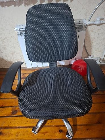 kreslo gence: İşlənmiş, Təkərli — 1