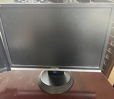 Monitorlar: LG, Viewsonic və Samsung stolüstü monitorlar. Brendlər: LG (Flatron — 6