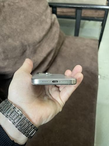 iphone 14 pro 512: IPhone 15 Pro, 128 GB, Natural Titanium, Zəmanət, Barmaq izi, Simsiz şarj — 5