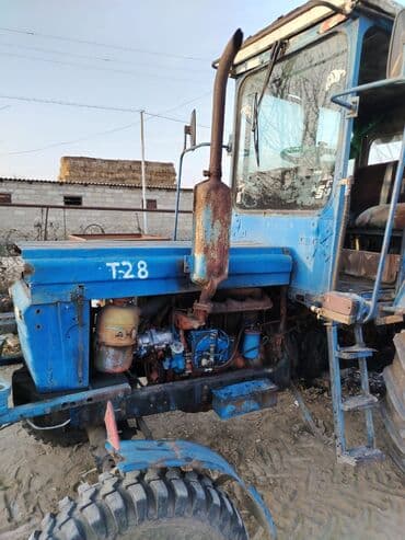 yük masinlari satisi: T-28 traktor - Korpus: Kabinəli, ön və arxa işıqlarla, iki yan güzgü — 3