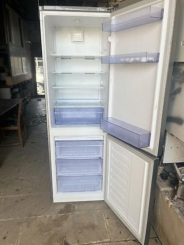 dyson daraq seti: İşlənmiş 2 qapılı Beko Soyuducu Satılır, rəng - Boz, Dispenserli — 2