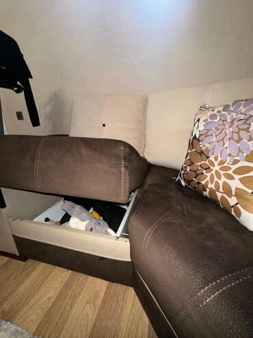 i̇şlənmiş divanlar: Künc divan, İşlənmiş, Açılan, Bazalı, Çatdırılma yoxdur — 4