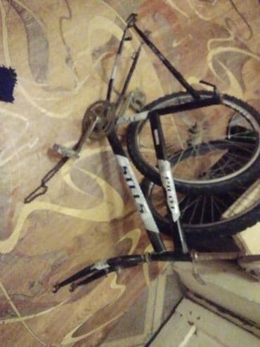 рама для велосипеда: 24 lük rama. Əla vəziyyətdə. Pedalı sep vilka üstündə verilir — 4